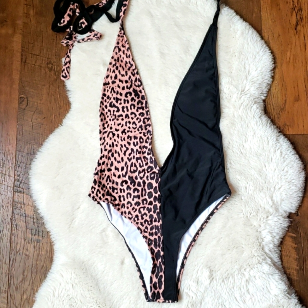 New Sexy Leopard Print Multi Wrap Onepiece Swim - Picture 5 of 6